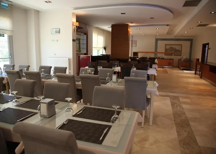 Yücelen Muğla Otel 4*